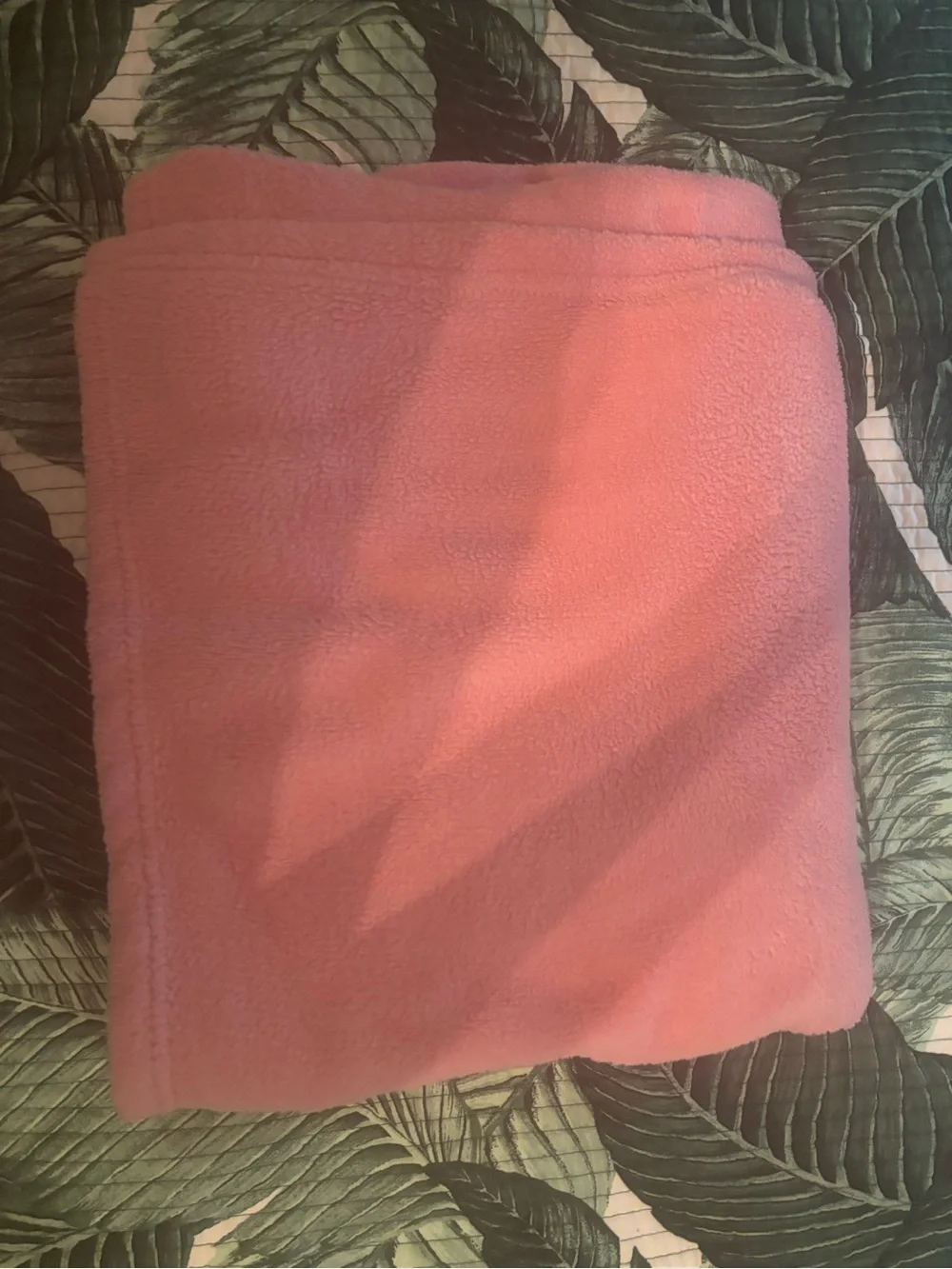 Soft Pink Fleece throw Blanket